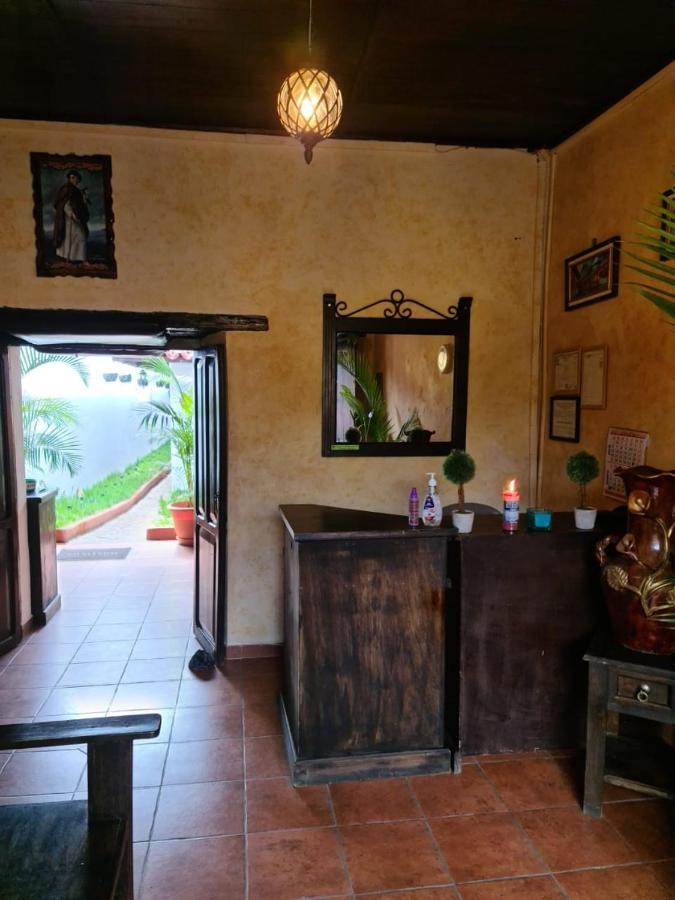 אנטיגואה גואטמלה Hotel San Judas Tadeo Garden מראה חיצוני תמונה