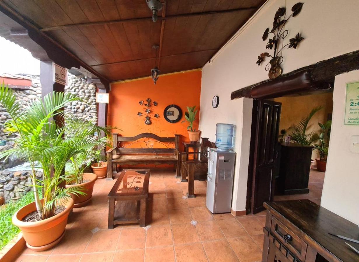 אנטיגואה גואטמלה Hotel San Judas Tadeo Garden מראה חיצוני תמונה