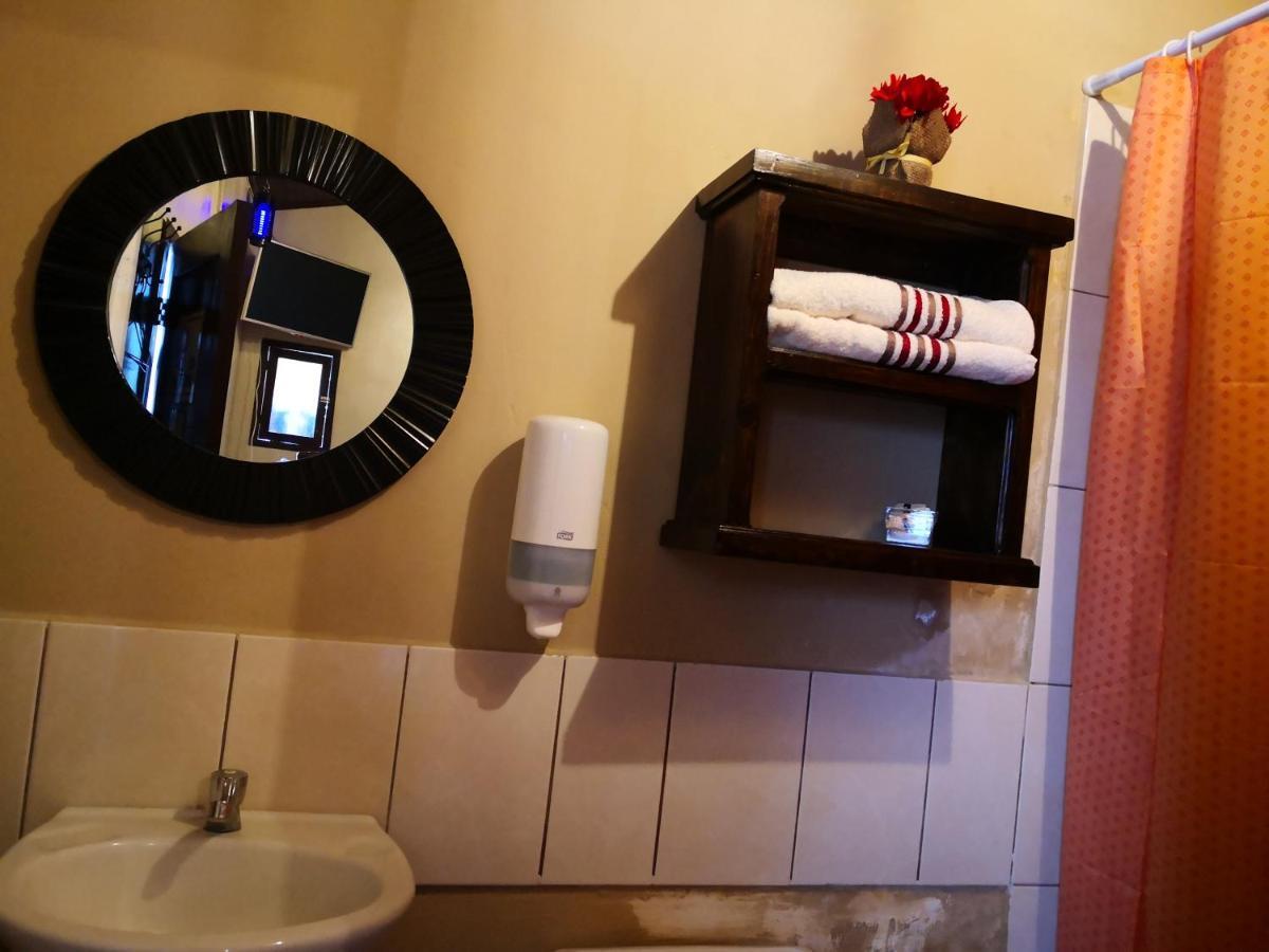 אנטיגואה גואטמלה Hotel San Judas Tadeo Garden מראה חיצוני תמונה