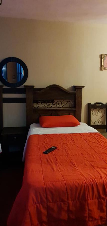 אנטיגואה גואטמלה Hotel San Judas Tadeo Garden מראה חיצוני תמונה