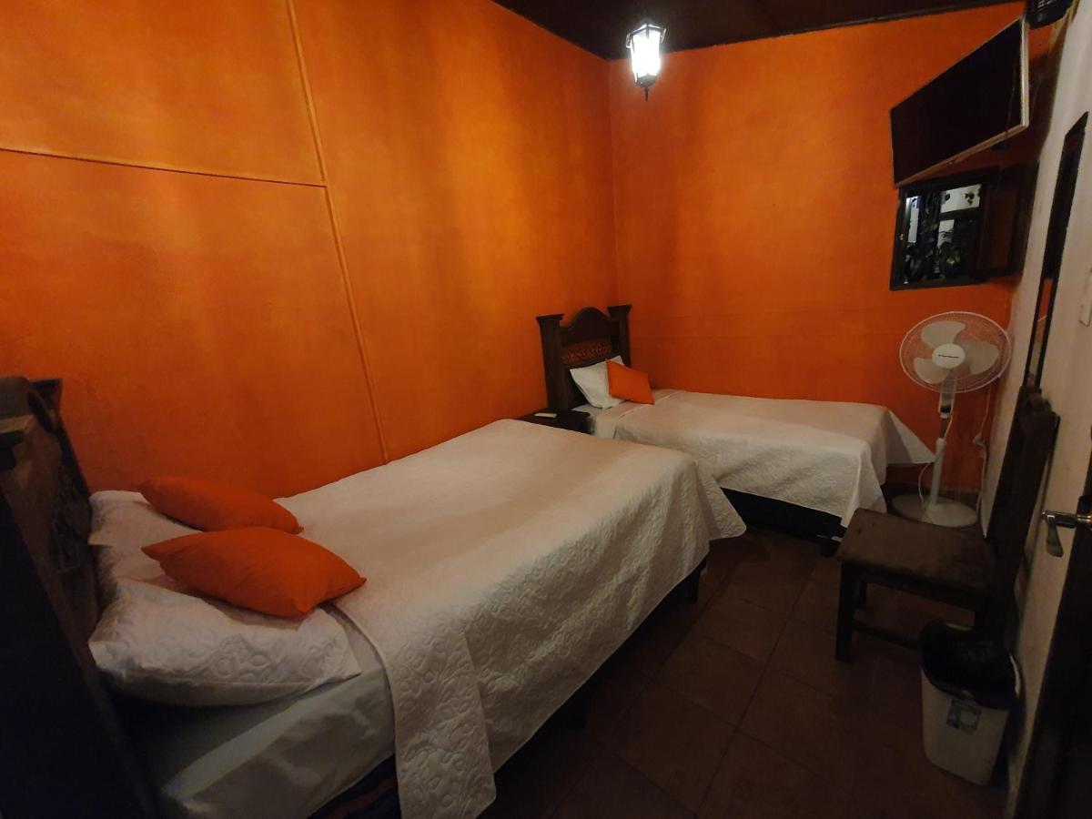 אנטיגואה גואטמלה Hotel San Judas Tadeo Garden מראה חיצוני תמונה